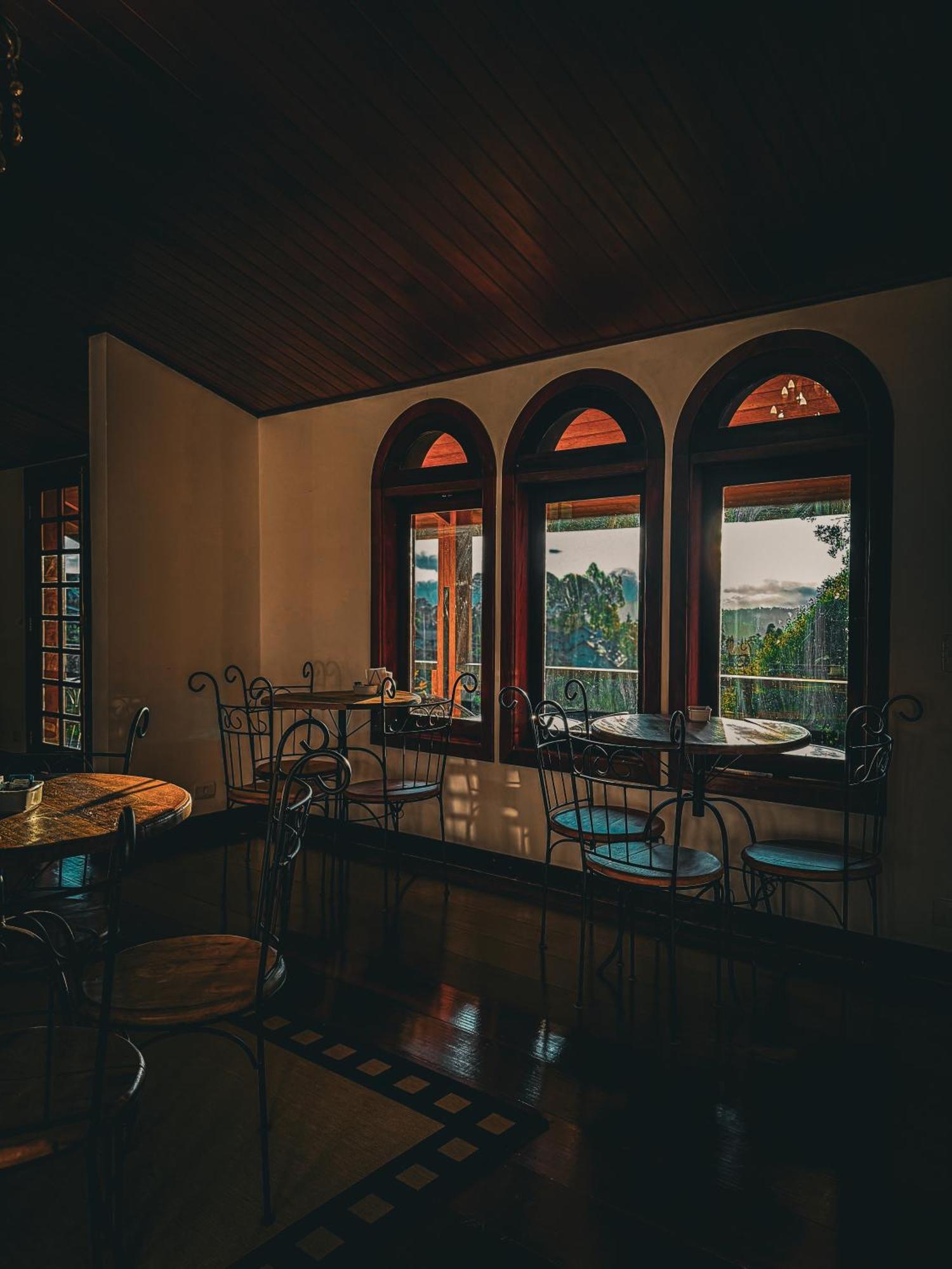 Hotel Bella